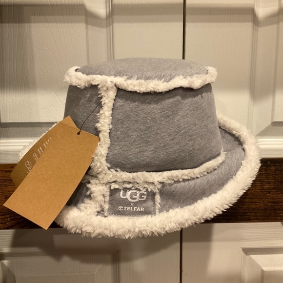 🆕Ugg X Telfar Grey Fleece Bucket Hat - Picture 4 of 7